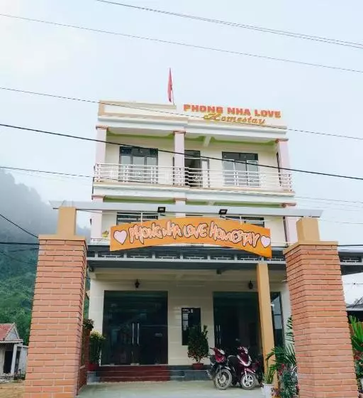 تختخواب و صبحانه Phong Nha Love Homestay