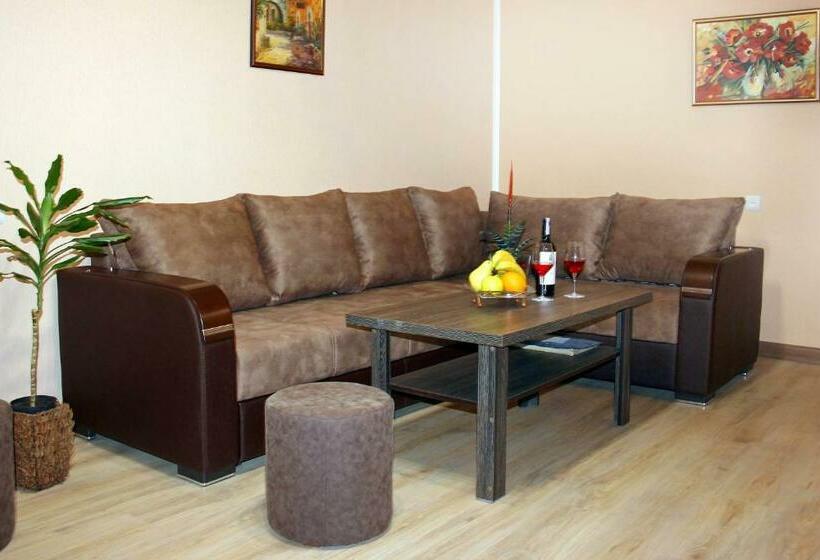 Central Home Apartment