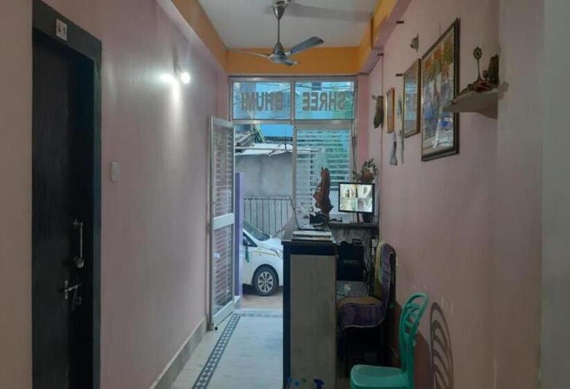 Hotel Goroomgo Shree Bhumi Puri