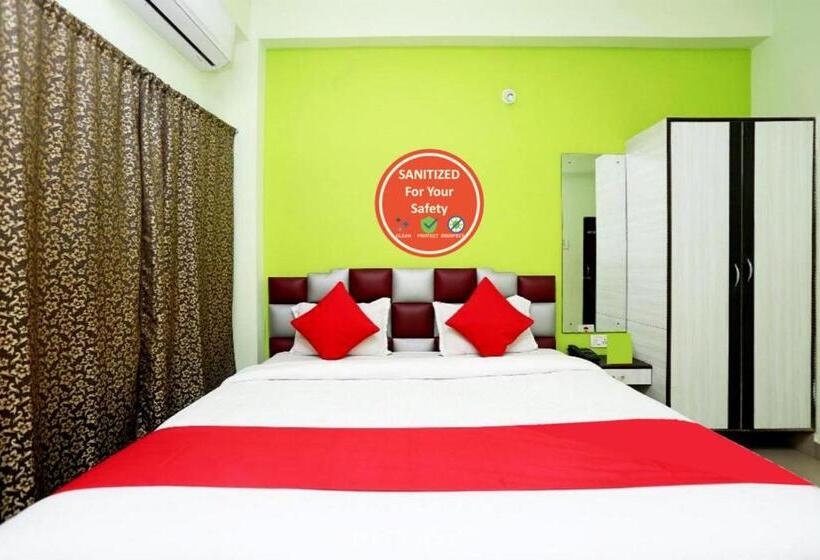 Hotel Goroomgo Shree Bhumi Puri