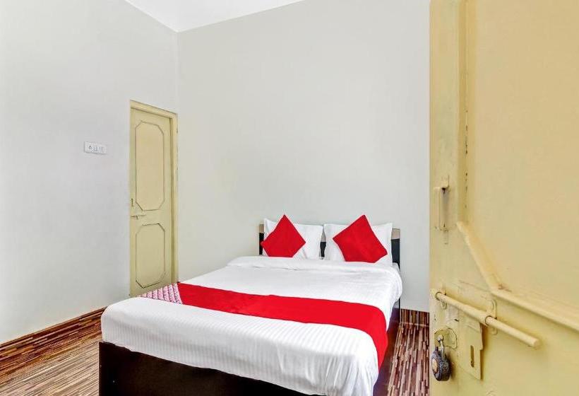 בית מלון כפרי Oyo 61154 Shree Balaji Lodging