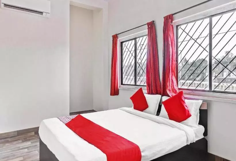 Hotelli Oyo 61154 Shree Balaji Lodging