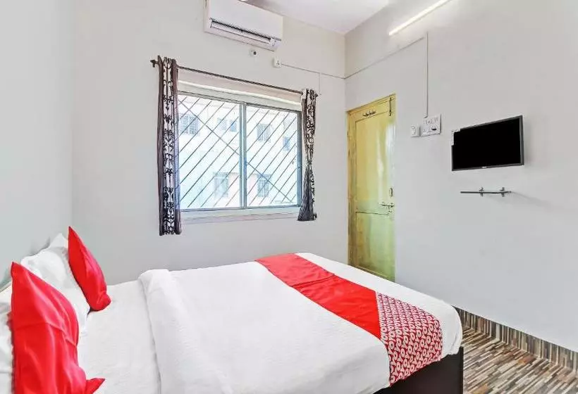 Hotelli Oyo 61154 Shree Balaji Lodging