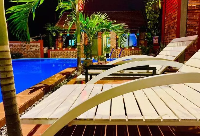 هتل Vu S Homestay