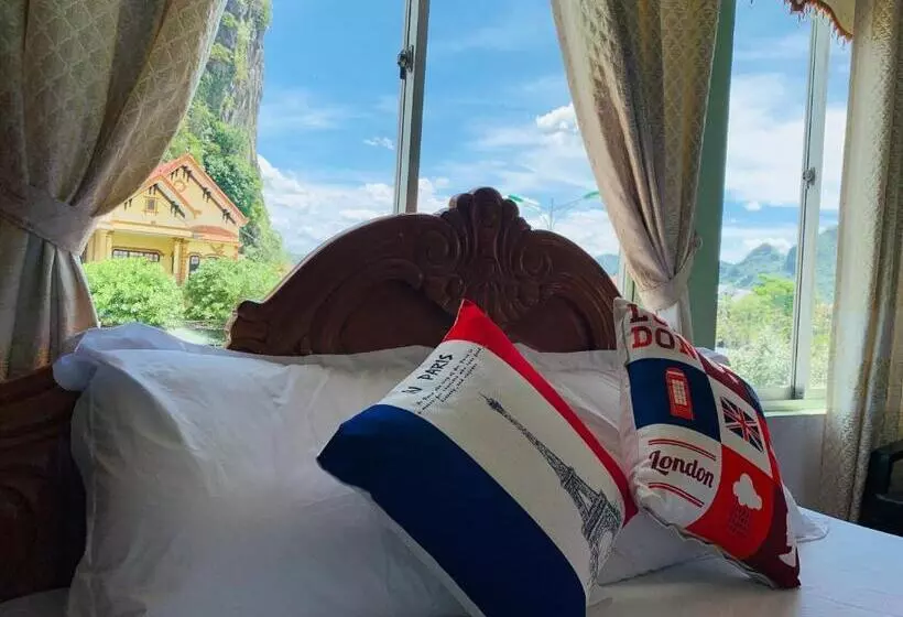 هتل Vu S Homestay