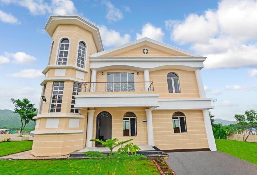 Пансион Exotic 1br Home In Mumbai