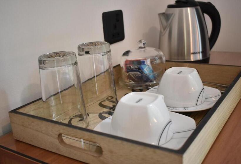 پانسیون Forest Edge Safari Villa