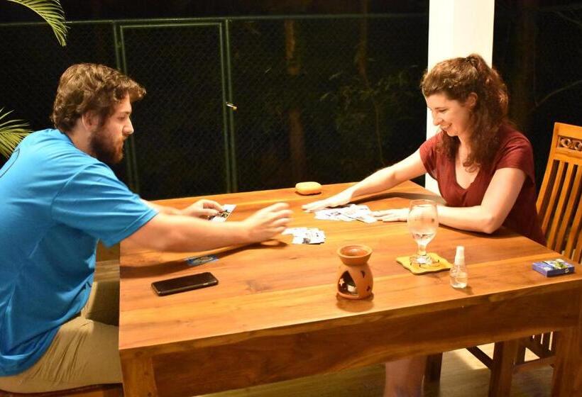 پانسیون Forest Edge Safari Villa