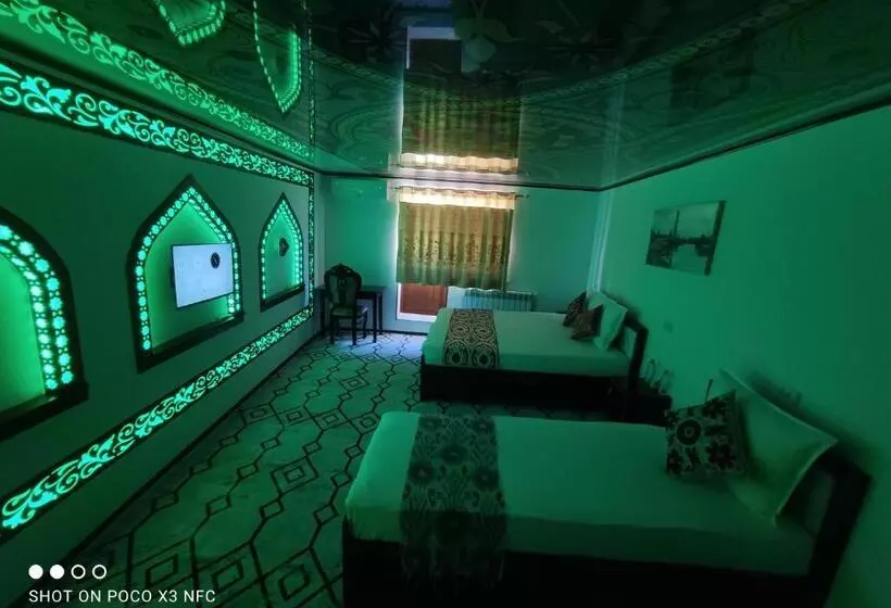 ペンション Khiva Tosh Darvoza & Trip Service