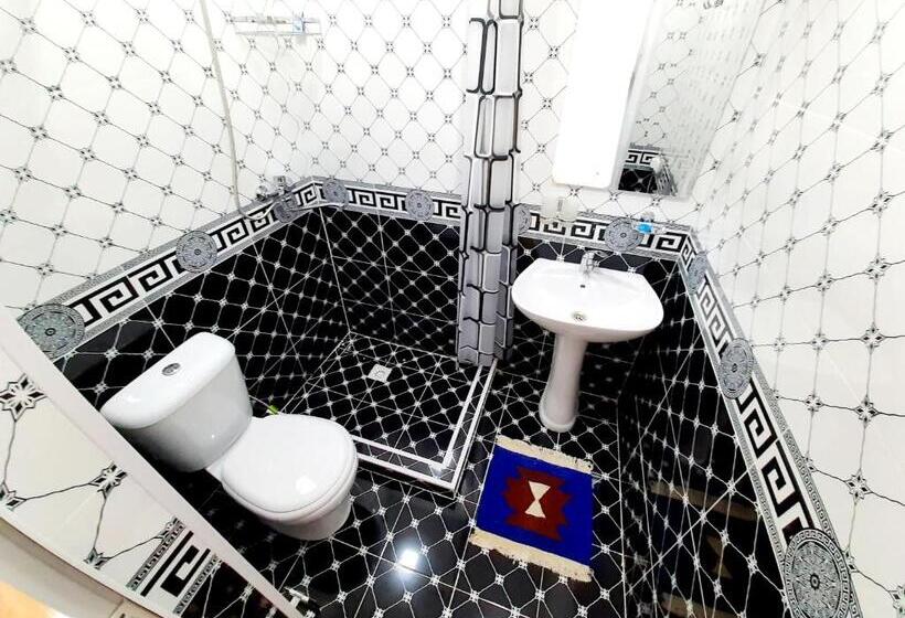 بنسيون Khiva Tosh Darvoza & Trip Service