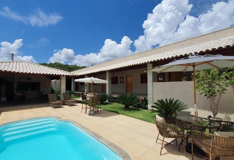 پانسیون Pousada Vila Santa Maria