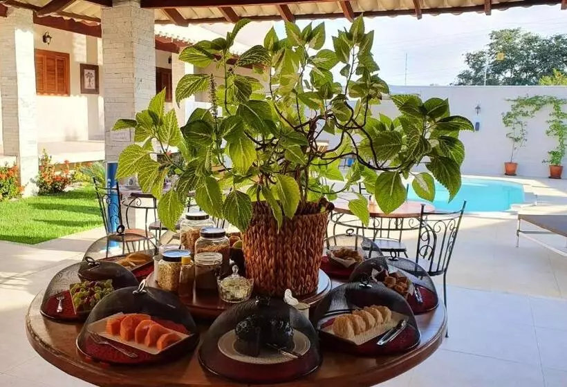 ペンション Pousada Vila Santa Maria