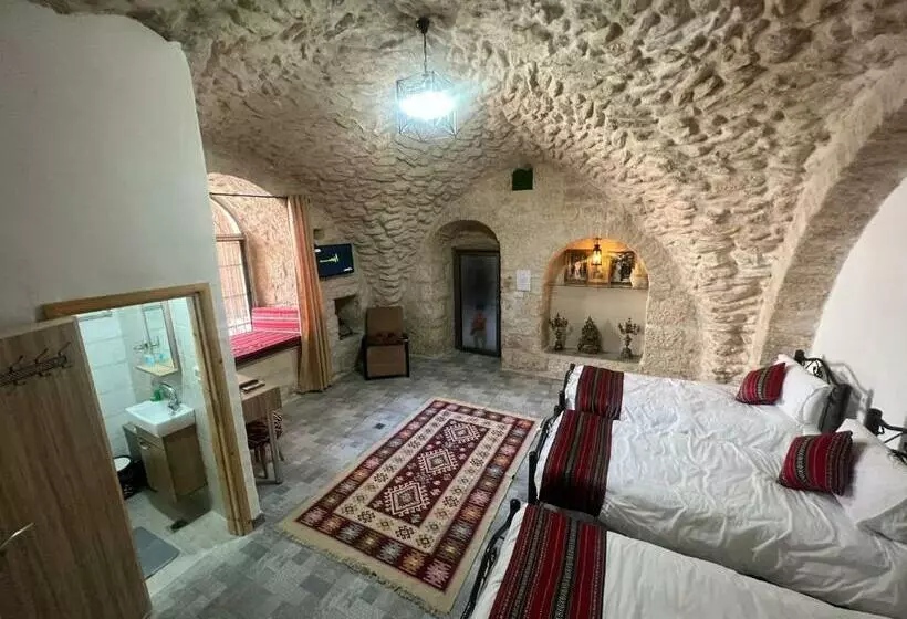 پانسیون Qandeel   Dar Botto