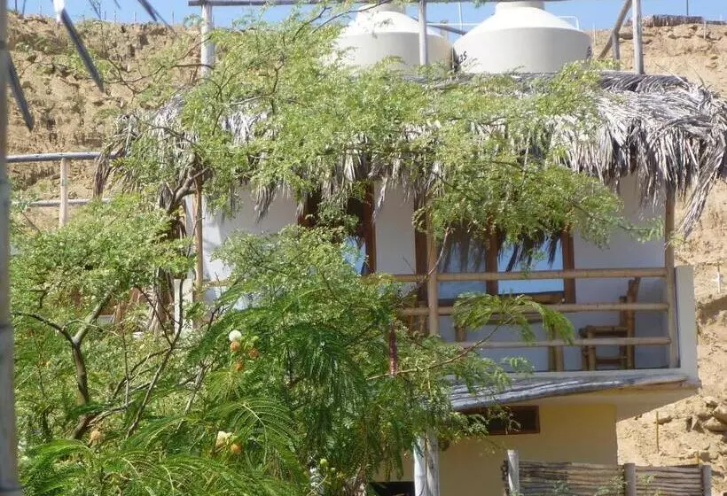 Retkeilymaja Oceanic Bungalows