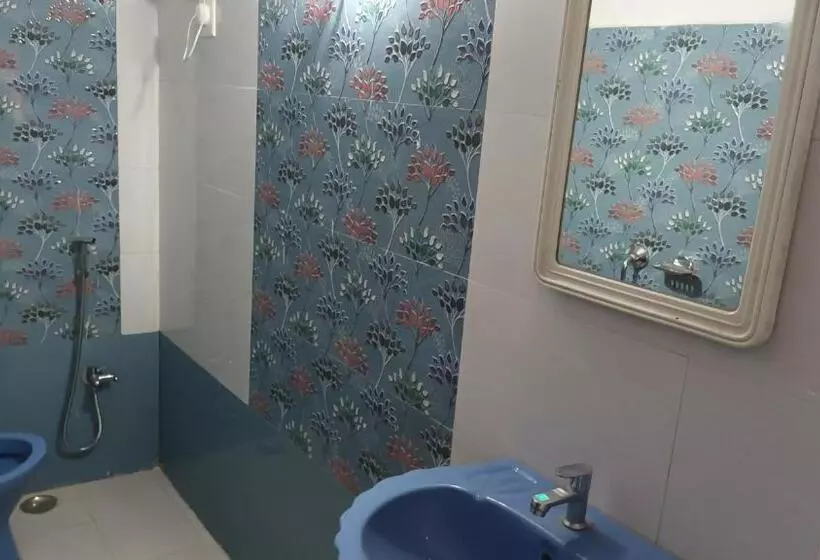 تختخواب و صبحانه Jag Niwas Guest House & Pure Veg Restaurant