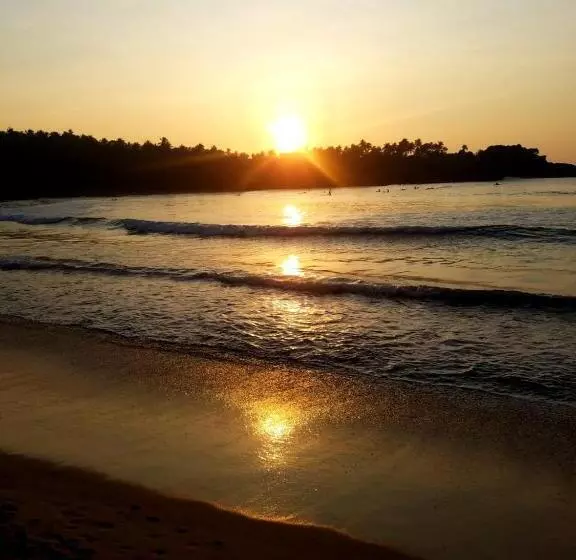 Aamiaismajoitus (B&B) Sea Port Hiriketiya