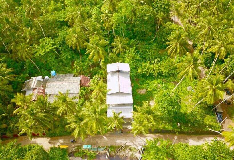 ベッドアンドブレックファースト Sea Port Hiriketiya