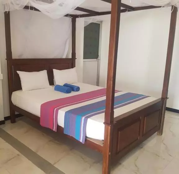 Aamiaismajoitus (B&B) Sea Port Hiriketiya