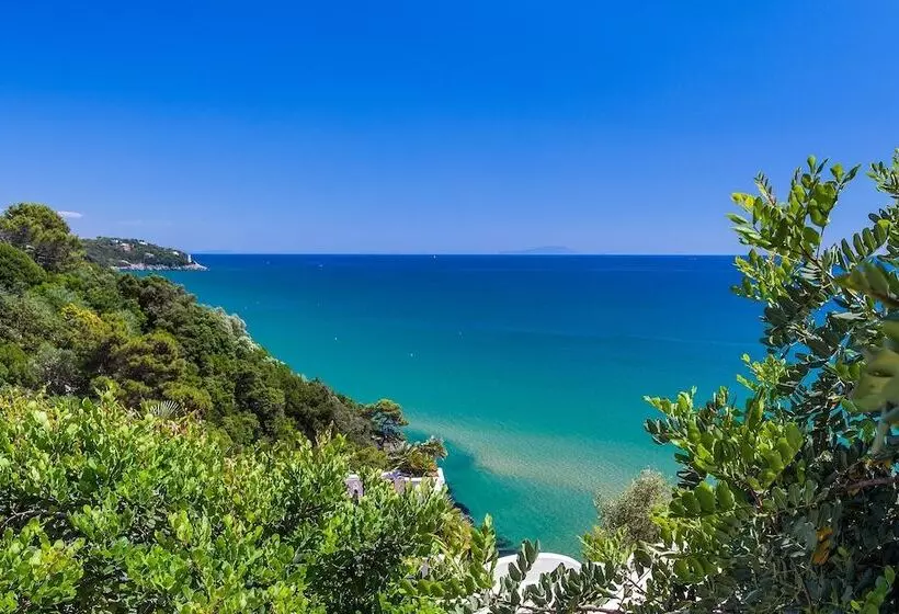 Grand Hotel Le Rocce