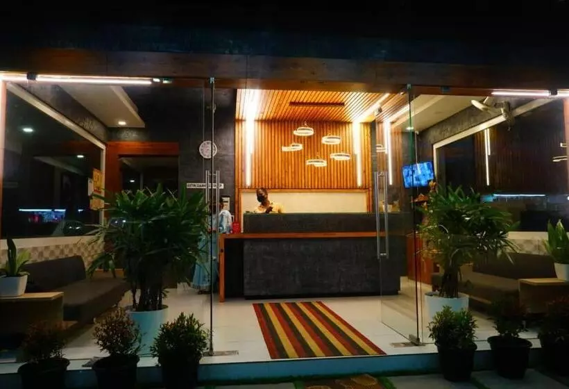 ホテル Remanika Regency
