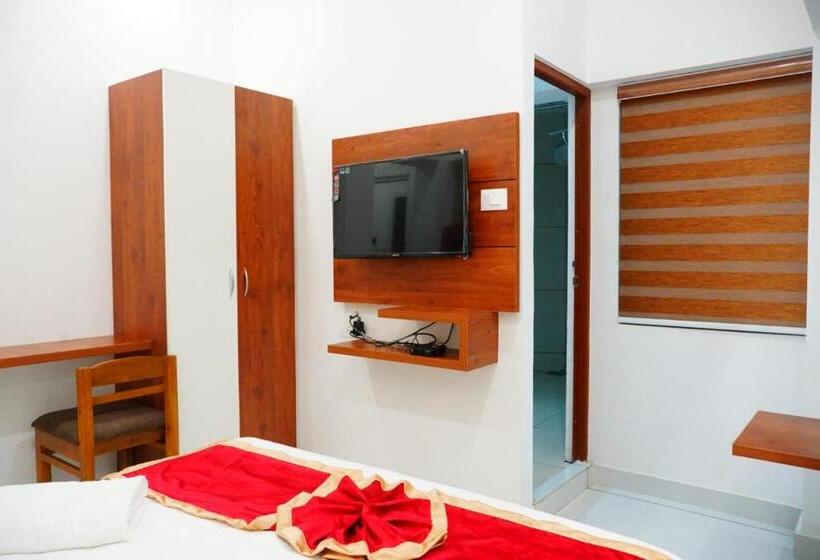 هتل Remanika Regency