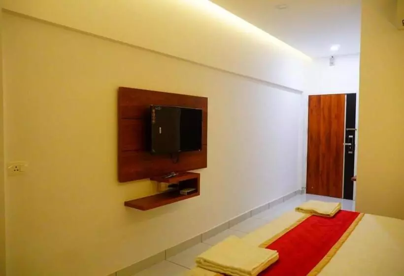 ホテル Remanika Regency