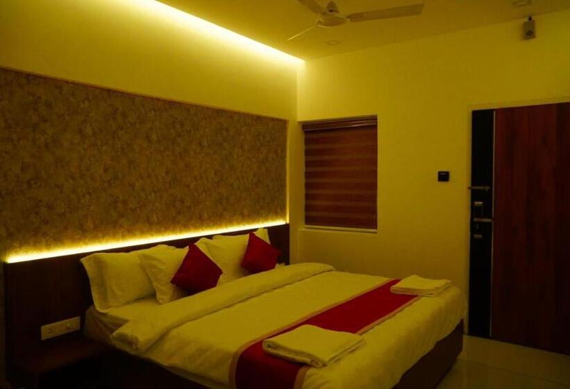 هتل Remanika Regency