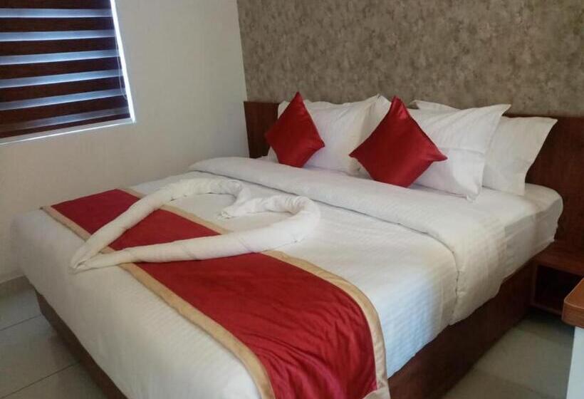 هتل Remanika Regency