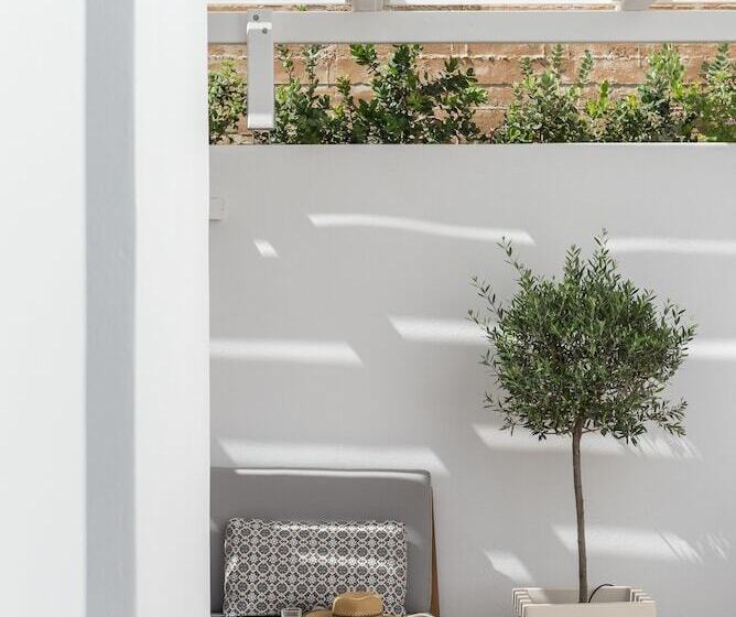 Hotel Sifnos House   Rooms & Spa