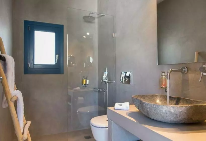 Hotelli Sifnos House   Rooms & Spa