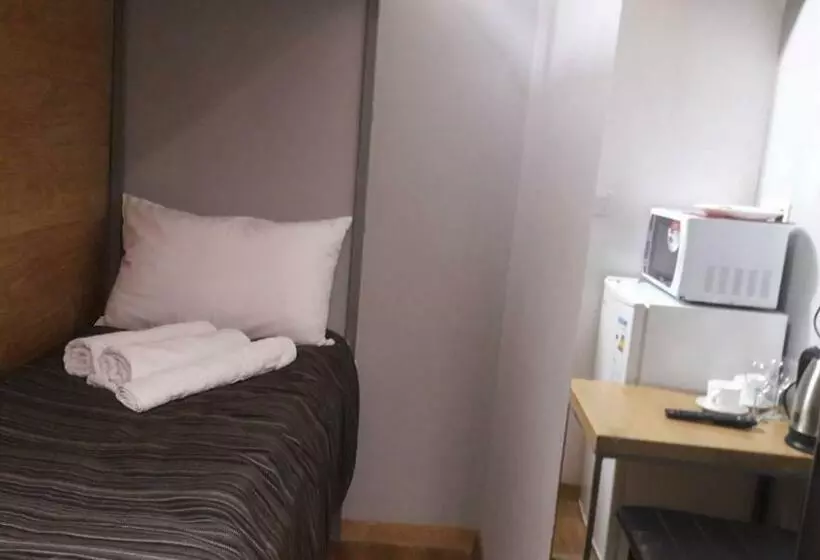 Mini Hotel On Demiivska