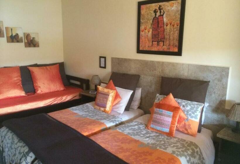 פנסיון Auberge Guest Lodge