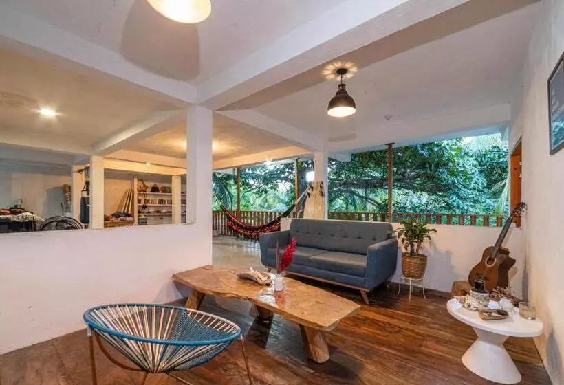 ペンション Casa Chapolin Boutique Guesthouse