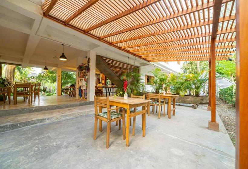 پانسیون Casa Chapolin Boutique Guesthouse