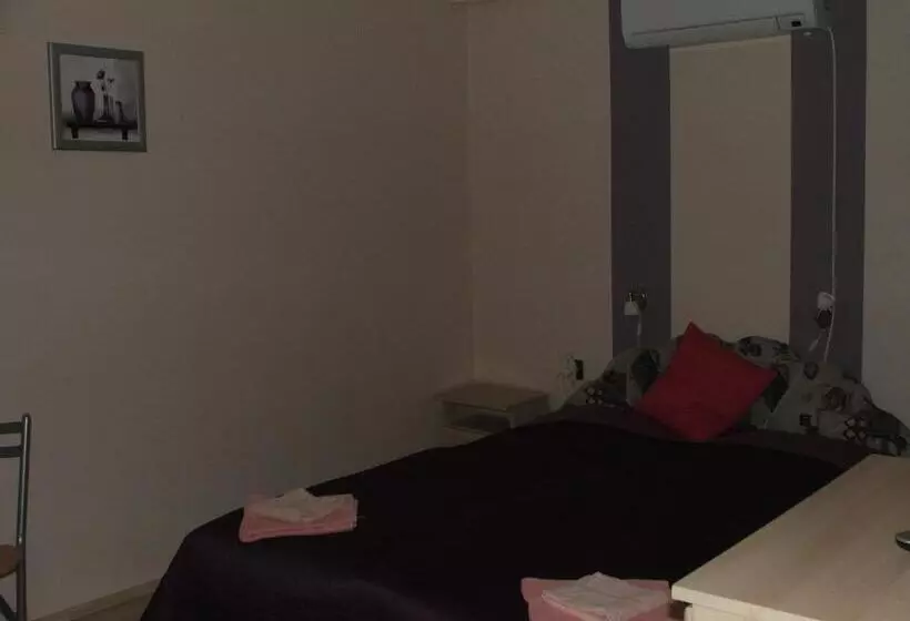 پانسیون Napsugár Vendégház