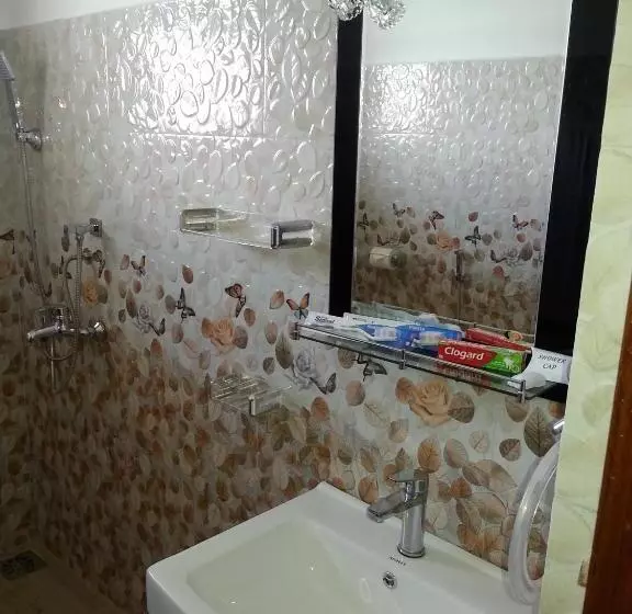 ペンション Villa River View