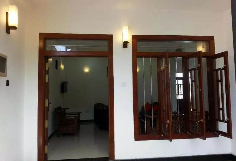 ペンション Villa River View