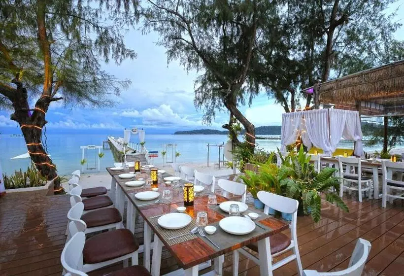 Hotelli Eden Beach Resort By Ehm