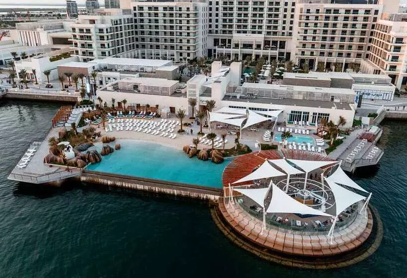 ホテル Hilton Abu Dhabi Yas Island