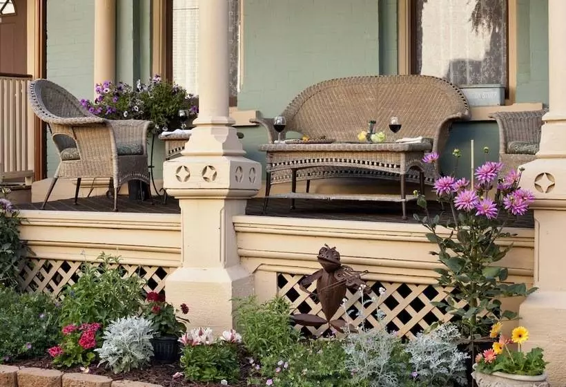 ホテル Kalamazoo House