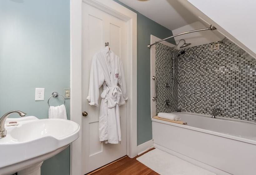 酒店 Kalamazoo House