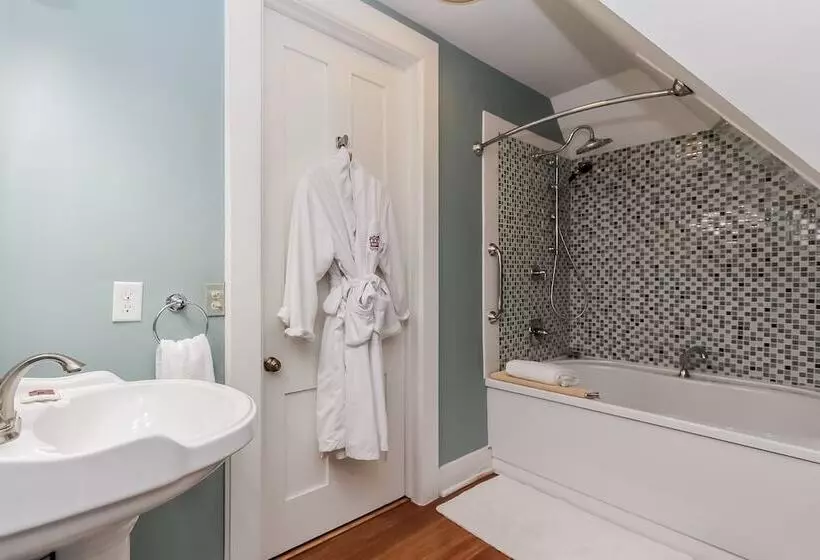 ホテル Kalamazoo House