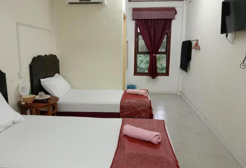 בית מלון כפרי Nipah River View Bajet