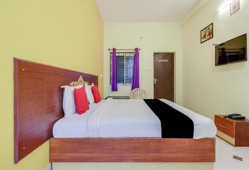 בית מלון כפרי Capital O Yer053 Subam Hill Resort