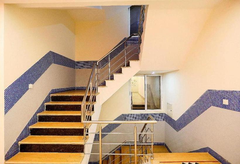 Отель Collection O 76868 Grace Residency