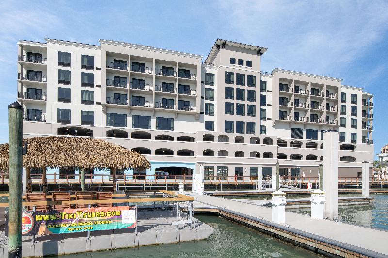 فندق Courtyard By Marriott Clearwater Beach