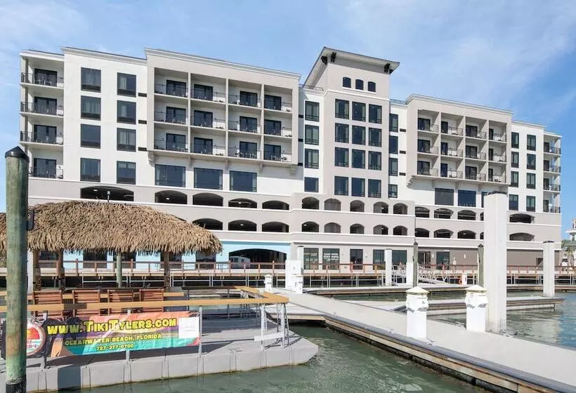 Hotelli Courtyard By Marriott Clearwater Beach