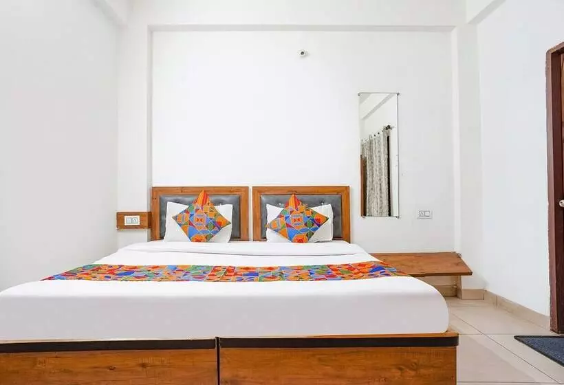 Hotelli Fabexpress Gulmohar Grande