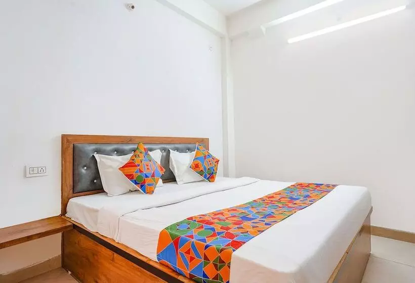 Hotelli Fabexpress Gulmohar Grande