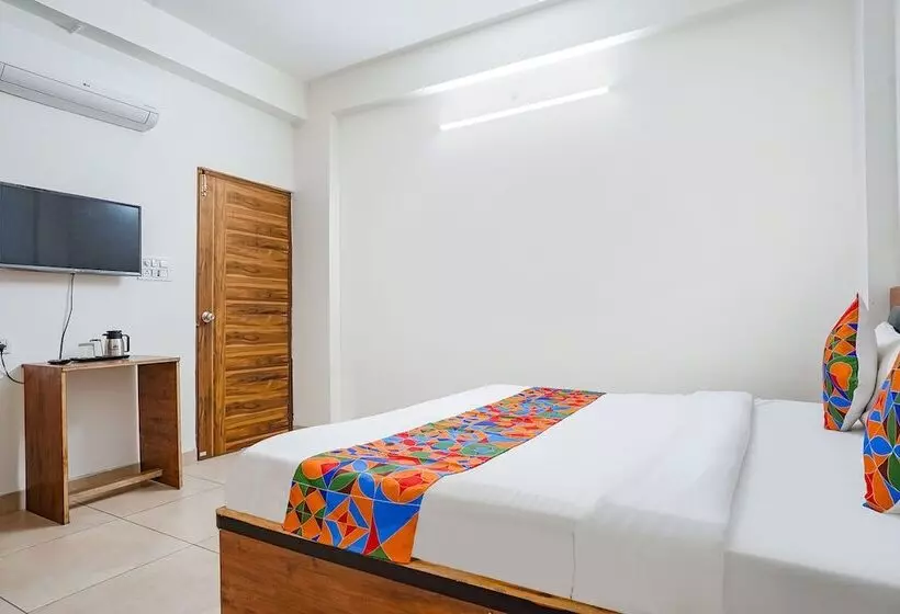 Hotelli Fabexpress Gulmohar Grande